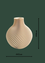 Lade das Bild in den Galerie-Viewer, Vase - SPIRA