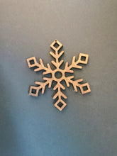 Lade das Bild in den Galerie-Viewer, Weihnachtsschmuck Schneeflocke