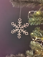Lade das Bild in den Galerie-Viewer, Weihnachtsschmuck Schneeflocke